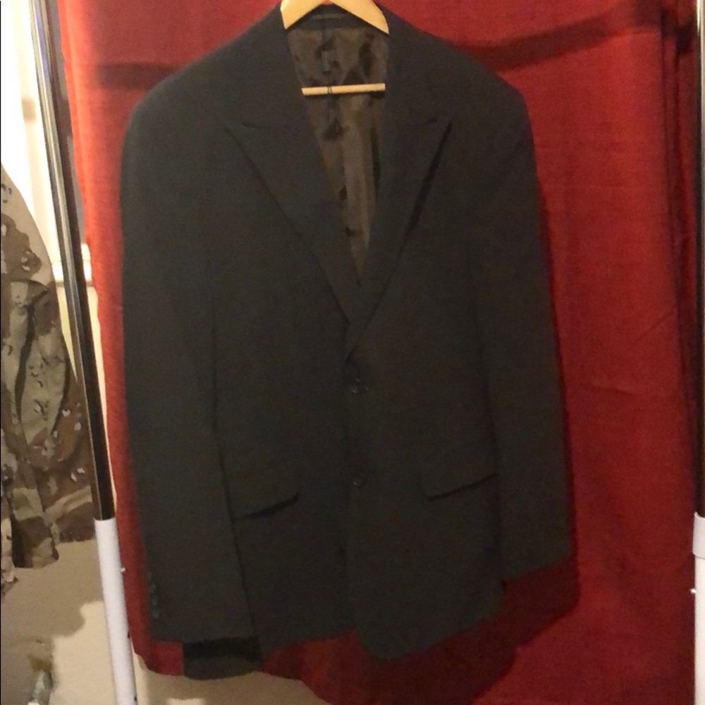 Men’s suit